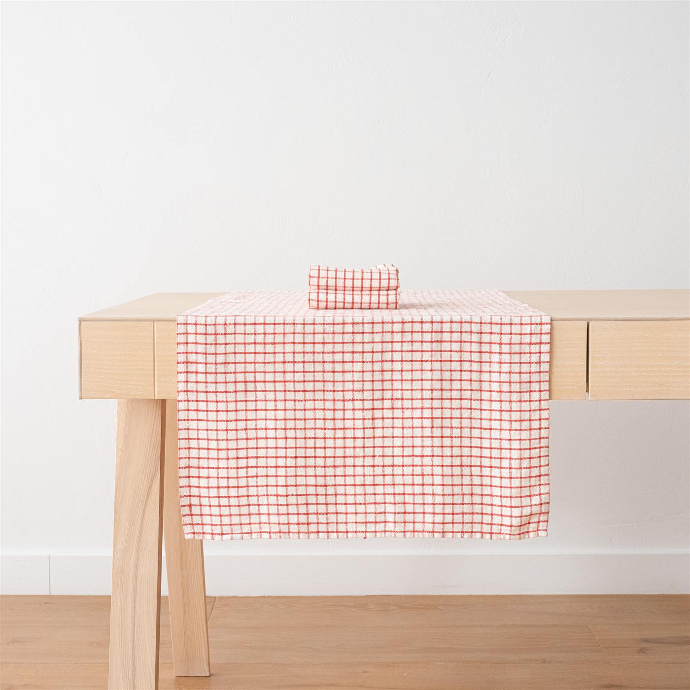 Camino de mesa de lino Graphic Check rojo y blanco