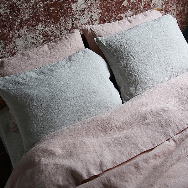 How-to-wash-linen-fabric