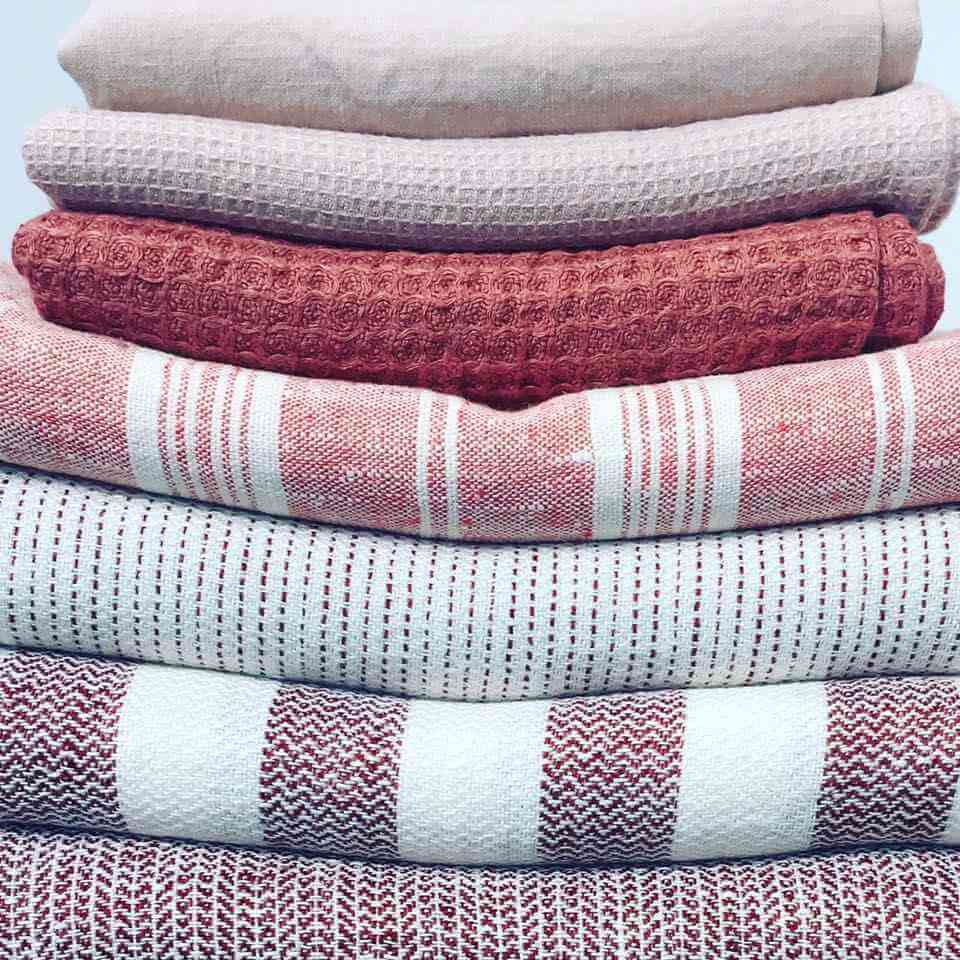 Storing-linen-items